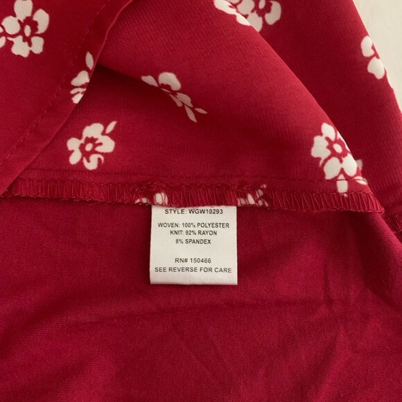 41 Hawthorn Red Floral Double Strap Sleeveless Top Size Medium NWT - Picture 7 of 8